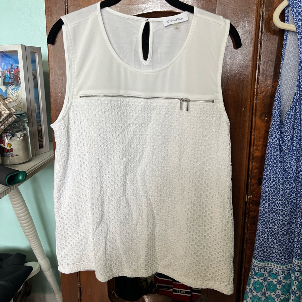 Calvin Klein M6CH8081 White Eyelet Zipper Detail Tank w/Stretch Knit Back L